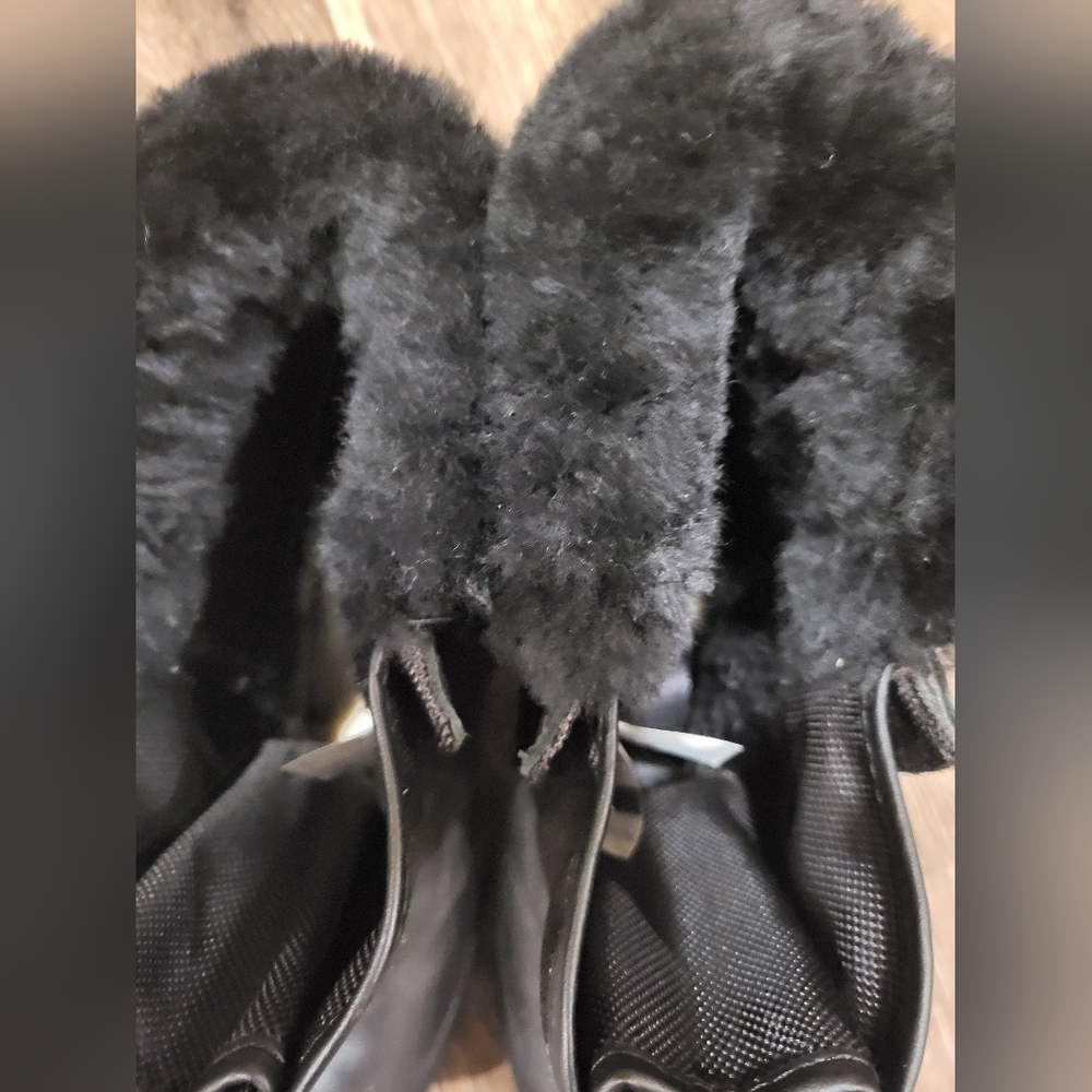Ugg Tahoe Weather Resistant Winter Snow Boot 8 Black - Picture 5 of 8